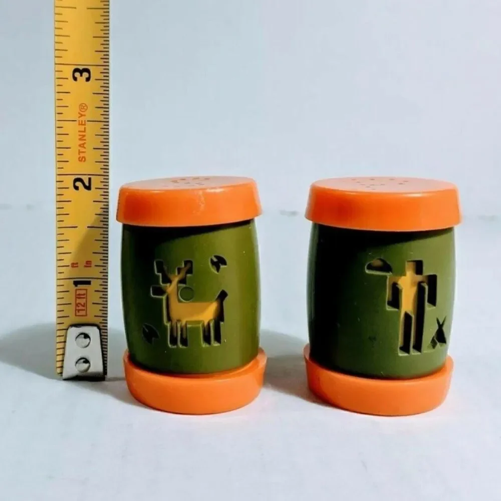VTG Salt & Pepper Shakers 60-70s St Labre Indian School MCM Plastic‎ Montana USA